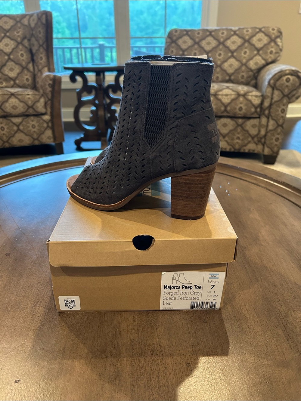 Toms Majorca Peep Toe Suede Bootie Size 7